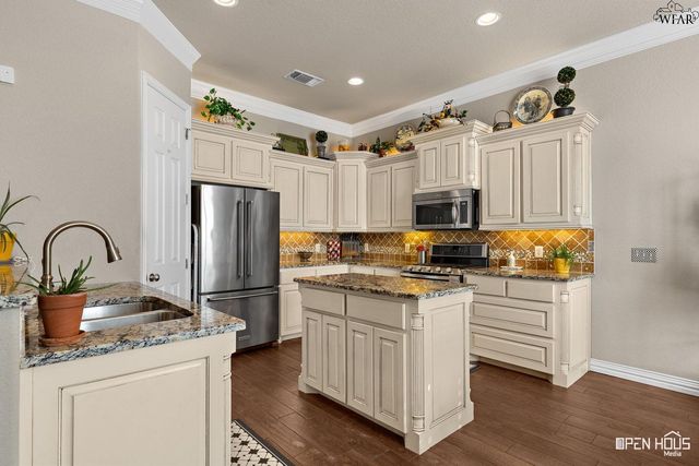 1 PEYTON COURT, Wichita Falls, TX 76310