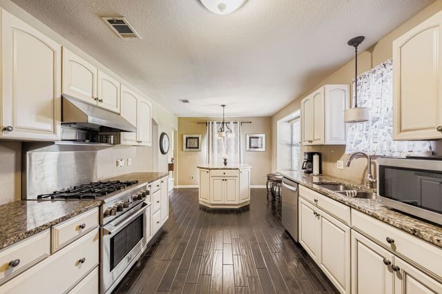 644 Burning Tree Lane, Coppell, TX 75019