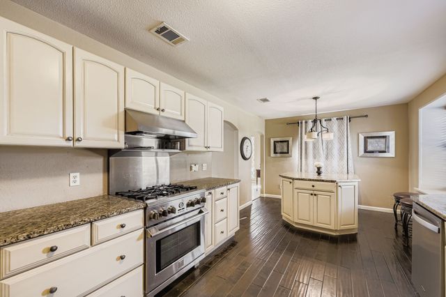 644 Burning Tree Lane, Coppell, TX 75019