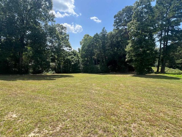 12702 Arch Street, Little Rock, AR 72206