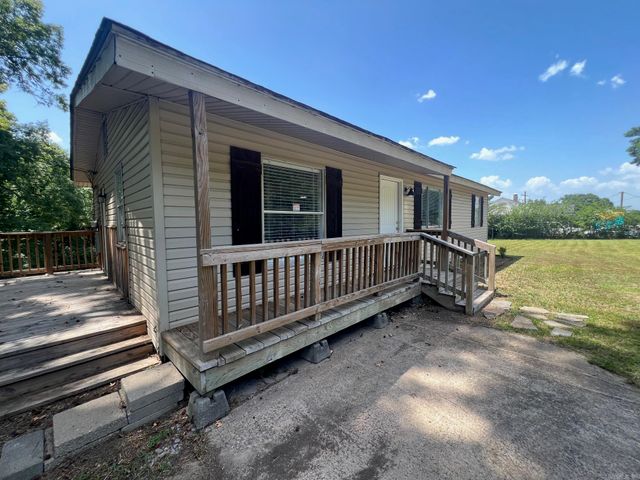 12702 Arch Street, Little Rock, AR 72206