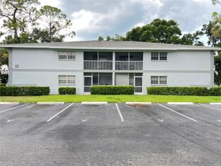 572 FAIRWAYS LANE N204, Ocala, FL 34472