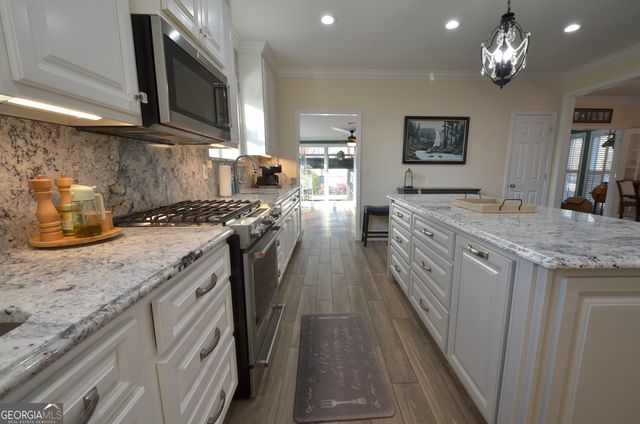 614 9th Avenue, Eastman, GA 31023