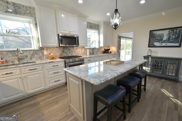 614 9th Avenue, Eastman, GA 31023