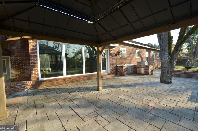 614 9th Avenue, Eastman, GA 31023