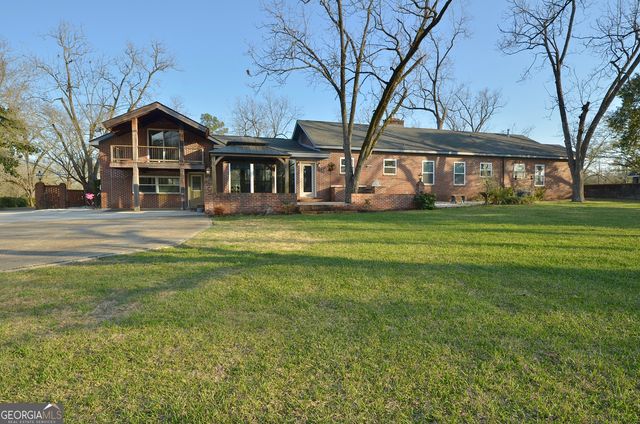 614 9th Avenue, Eastman, GA 31023