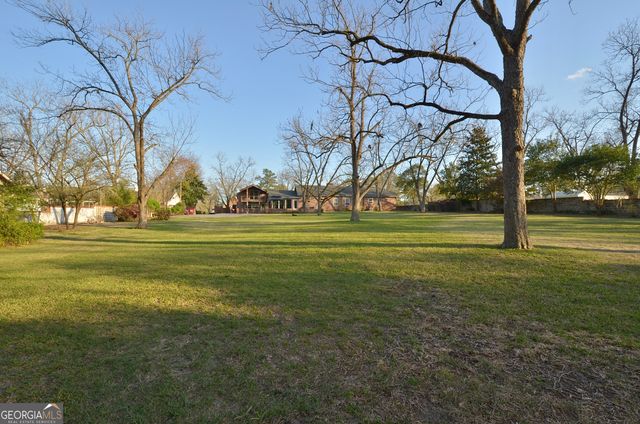 614 9th Avenue, Eastman, GA 31023