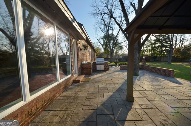 614 9th Avenue, Eastman, GA 31023