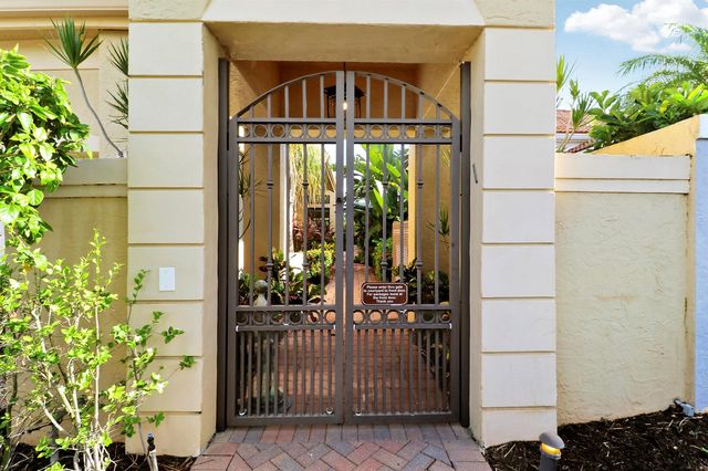 210 Coral Cay Terrace, Palm Beach Gardens, FL 33418