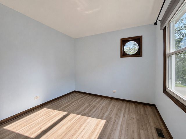 1696 Vermont Drive, Elk Grove Village, IL 60007