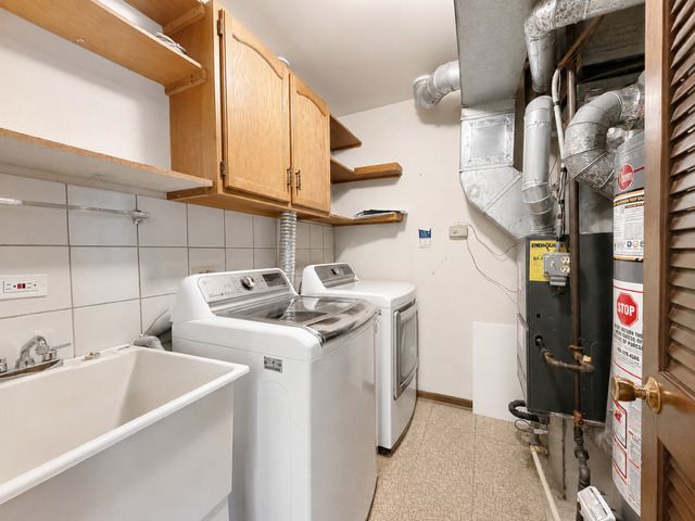 1696 Vermont Drive, Elk Grove Village, IL 60007