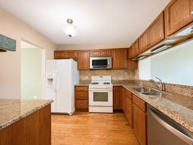 1696 Vermont Drive, Elk Grove Village, IL 60007