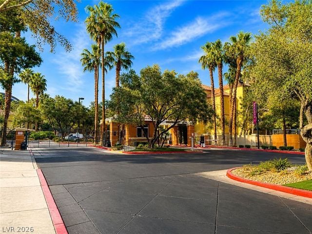 210 East Flamingo Road 337, Las Vegas, NV 89169