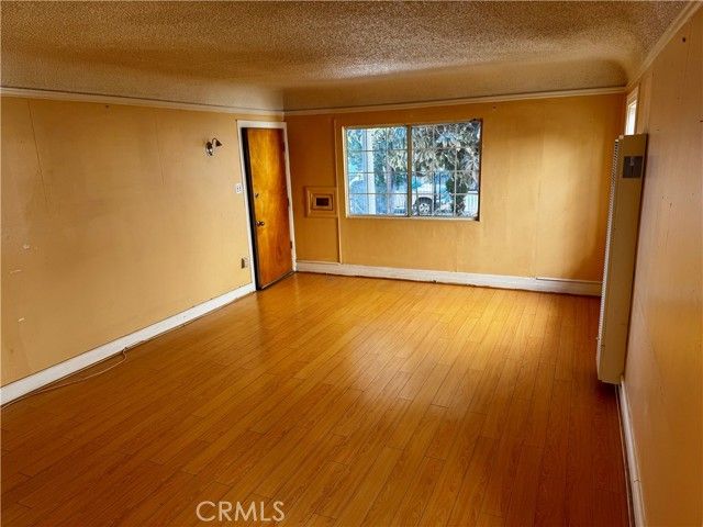 1730 N Kenmore Avenue, Los Angeles, CA 90027