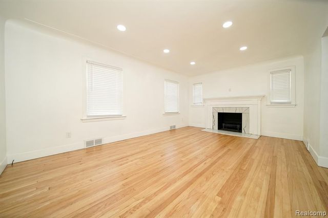 243 Newport Street, Detroit, MI 48215