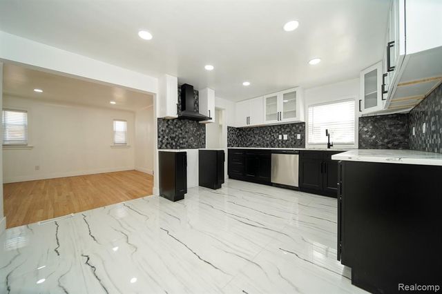 243 Newport Street, Detroit, MI 48215