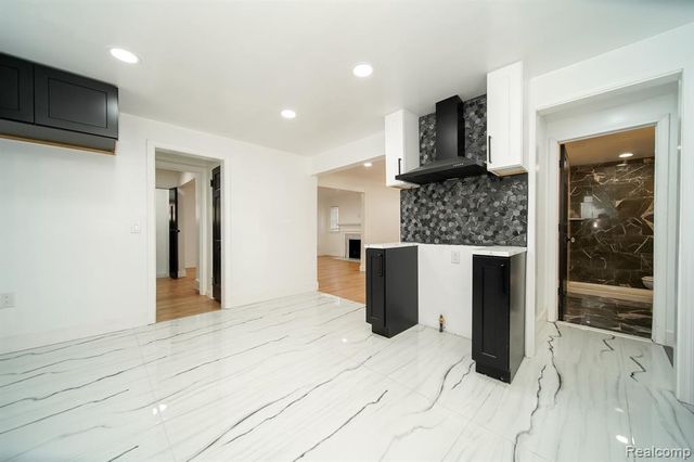 243 Newport Street, Detroit, MI 48215