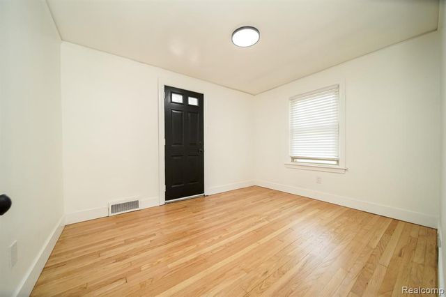 243 Newport Street, Detroit, MI 48215