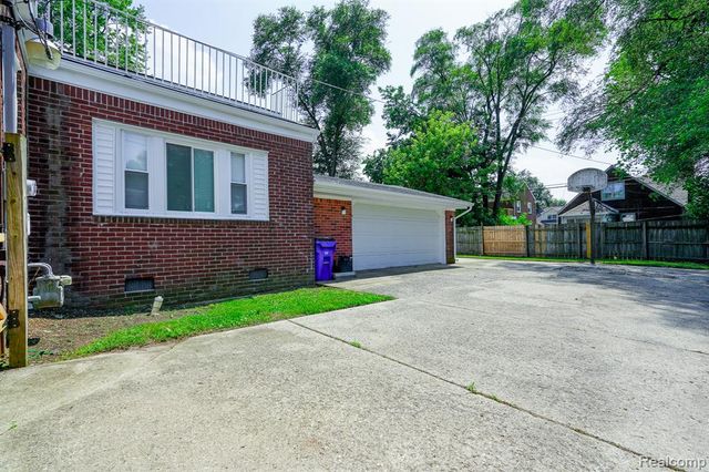 243 Newport Street, Detroit, MI 48215