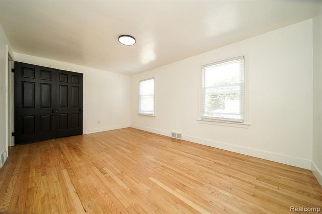 243 Newport Street, Detroit, MI 48215