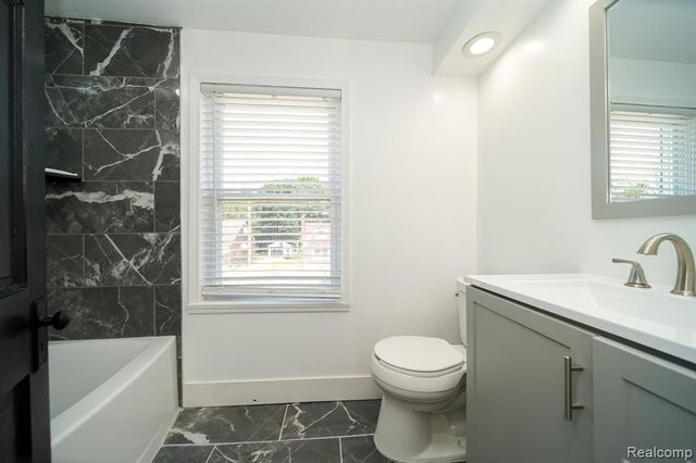 243 Newport Street, Detroit, MI 48215