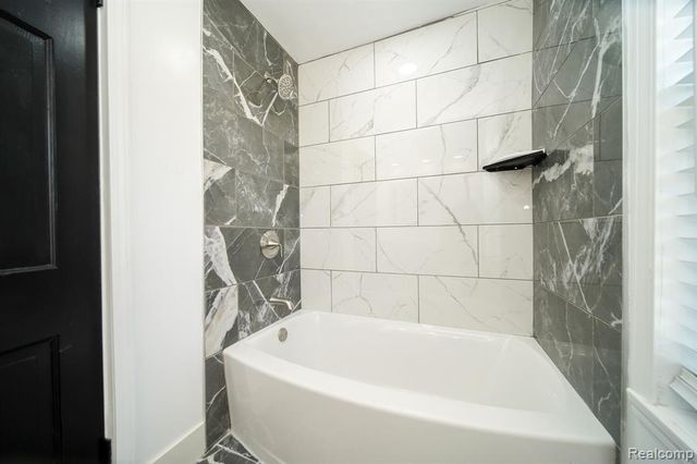 243 Newport Street, Detroit, MI 48215