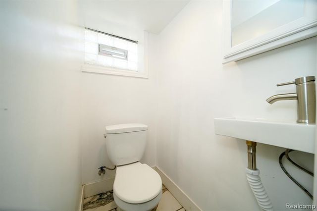 243 Newport Street, Detroit, MI 48215