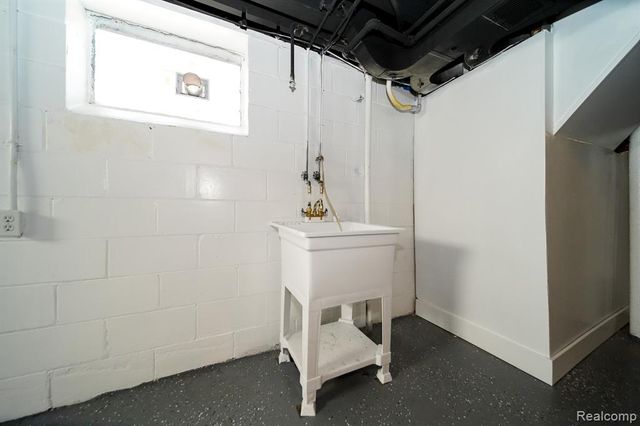 243 Newport Street, Detroit, MI 48215