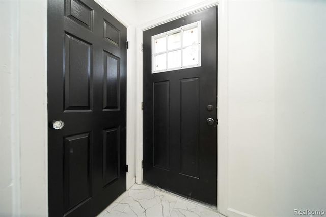 243 Newport Street, Detroit, MI 48215