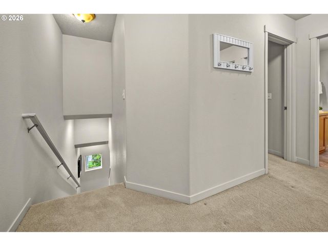 217 Nw 117TH Loop, Portland, OR 97229