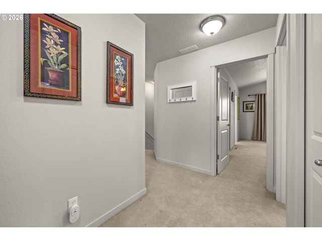 217 Nw 117TH Loop, Portland, OR 97229
