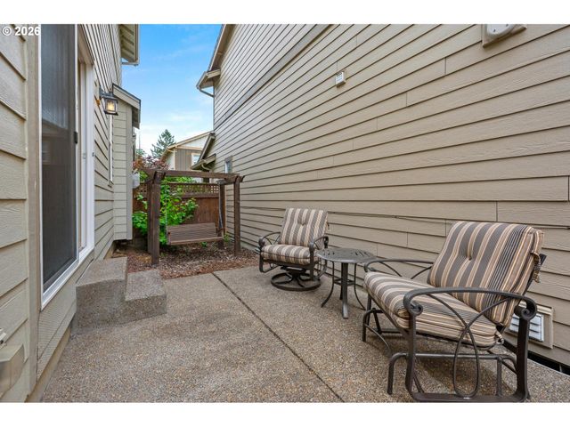 217 Nw 117TH Loop, Portland, OR 97229