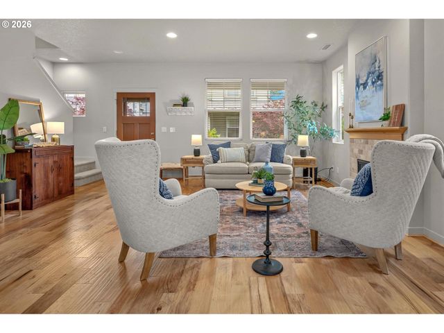 217 Nw 117TH Loop, Portland, OR 97229