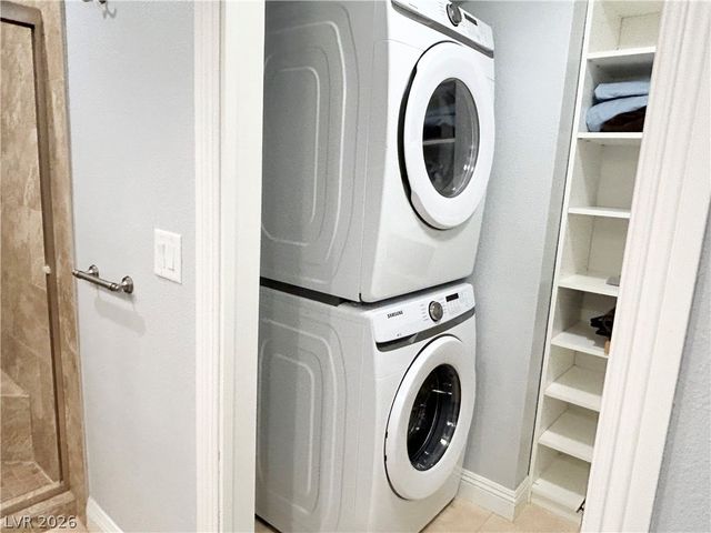 2633 Golden Sands Drive, Las Vegas, NV 89128