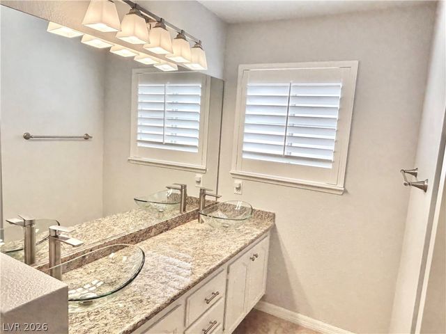 2633 Golden Sands Drive, Las Vegas, NV 89128