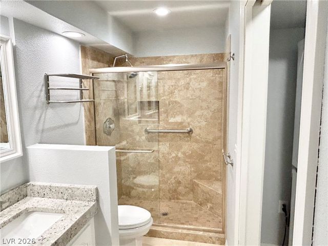 2633 Golden Sands Drive, Las Vegas, NV 89128