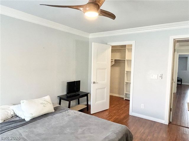 2633 Golden Sands Drive, Las Vegas, NV 89128