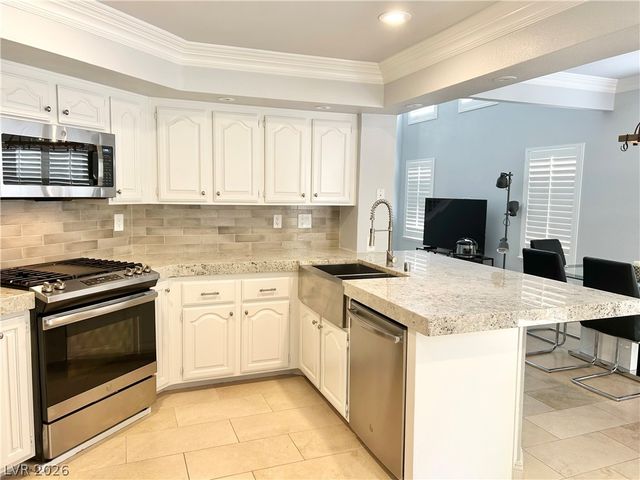 2633 Golden Sands Drive, Las Vegas, NV 89128