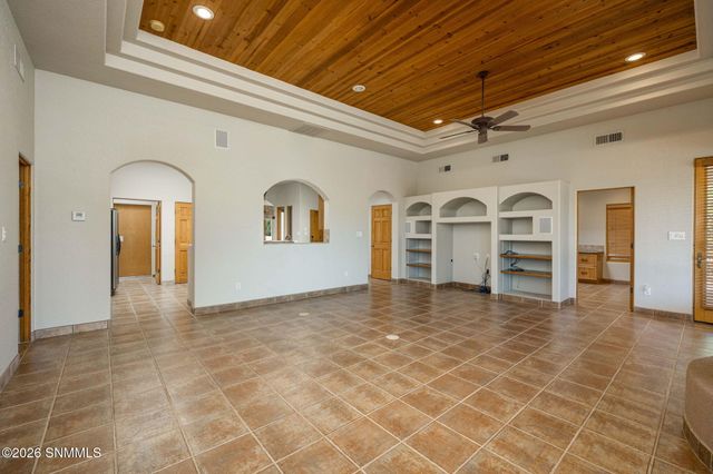 2090 Wagon Mound, Las Cruces, NM 88012