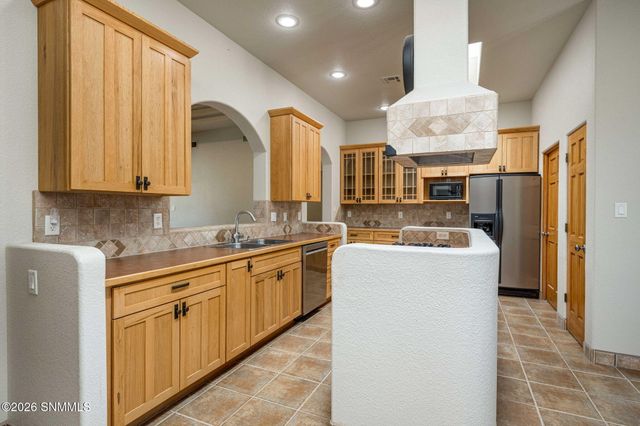 2090 Wagon Mound, Las Cruces, NM 88012