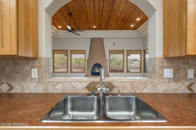 2090 Wagon Mound, Las Cruces, NM 88012