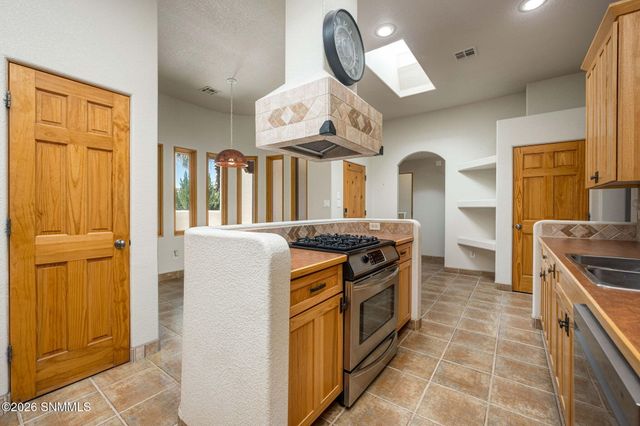 2090 Wagon Mound, Las Cruces, NM 88012