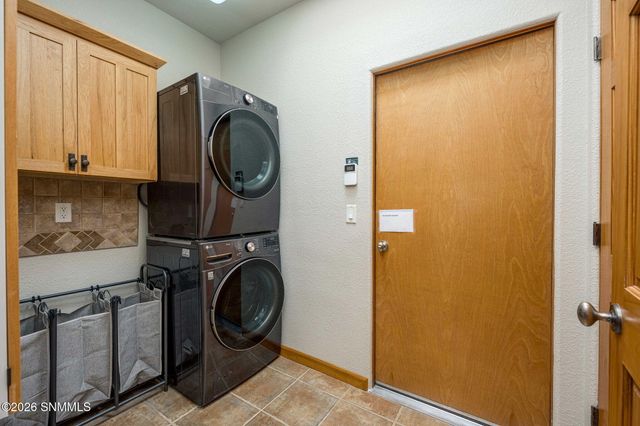 2090 Wagon Mound, Las Cruces, NM 88012
