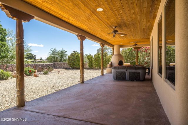2090 Wagon Mound, Las Cruces, NM 88012