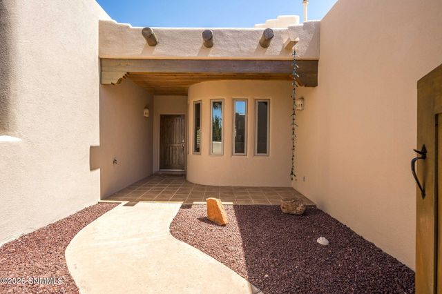 2090 Wagon Mound, Las Cruces, NM 88012