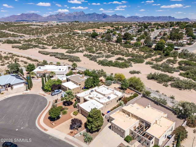 2090 Wagon Mound, Las Cruces, NM 88012