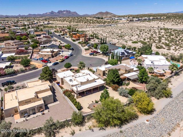 2090 Wagon Mound, Las Cruces, NM 88012