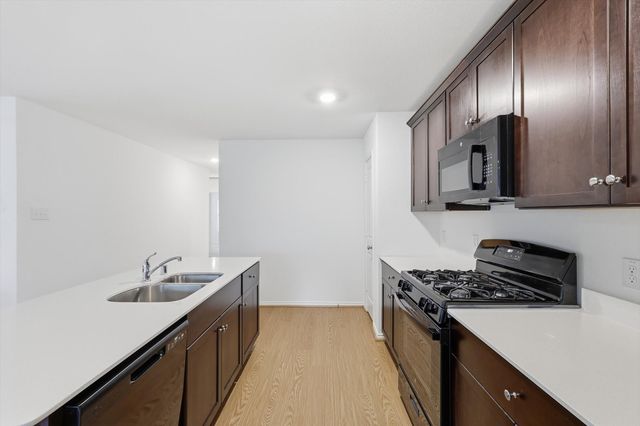 1101 Green Oaks Drive, Hutchins, TX 75141