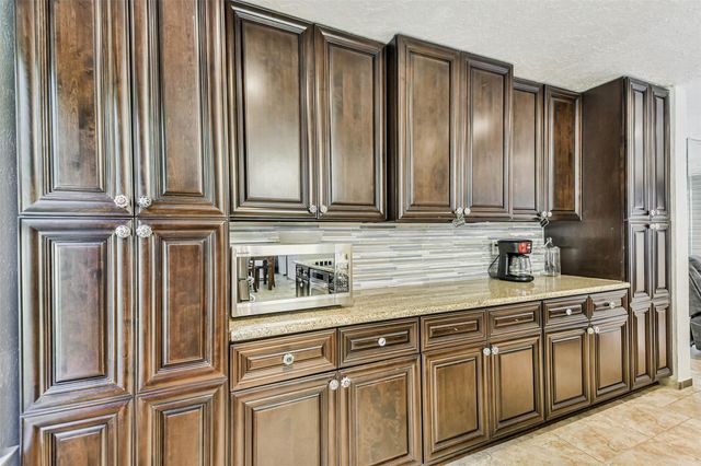 12 Coralberry Road, Spring, TX 77381