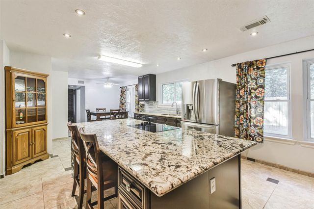 12 Coralberry Road, Spring, TX 77381